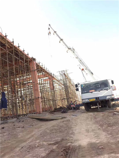 涿鹿县吊车作业的安全注意事项有哪些？